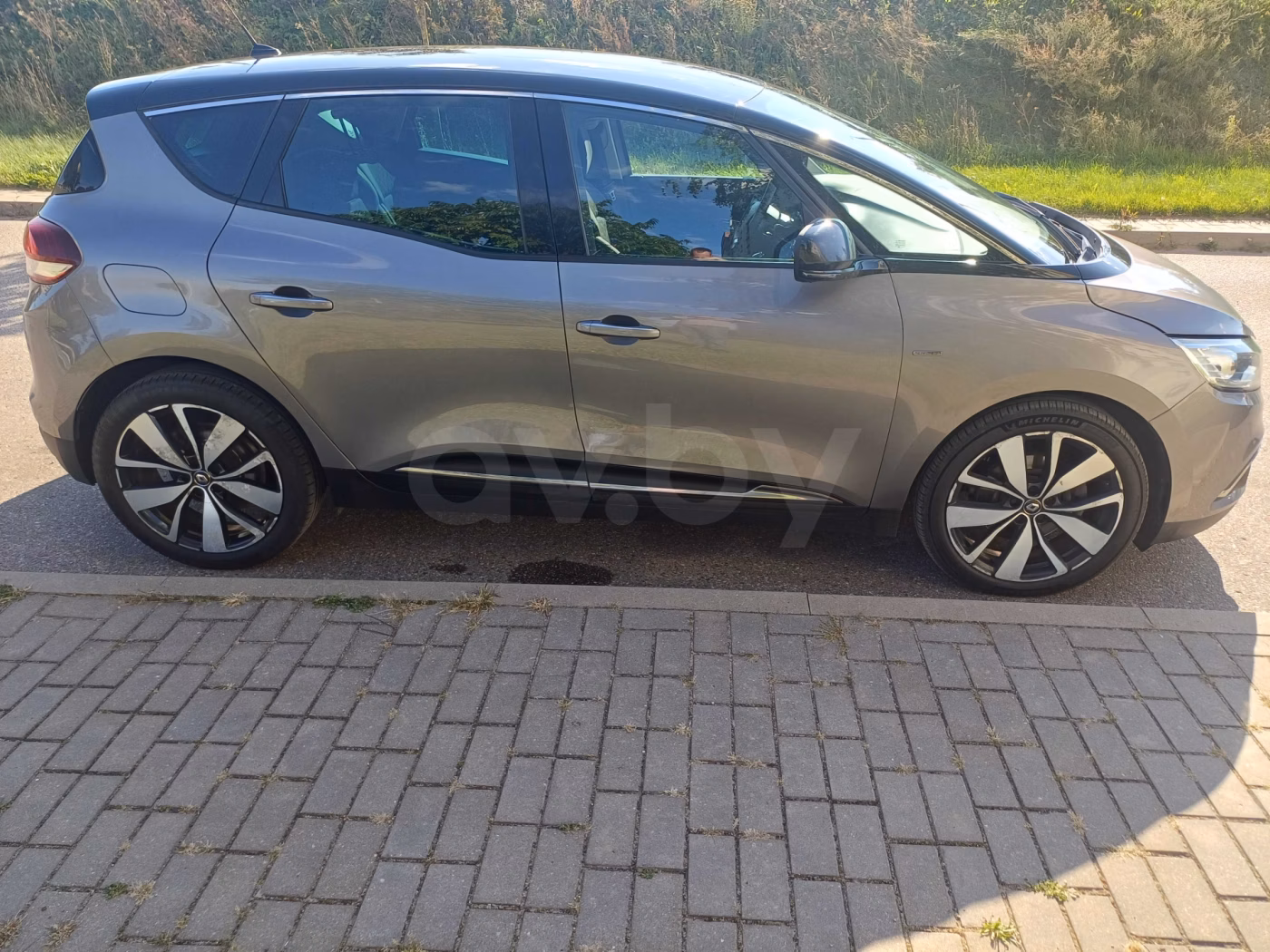 Renault Scenic фото 3