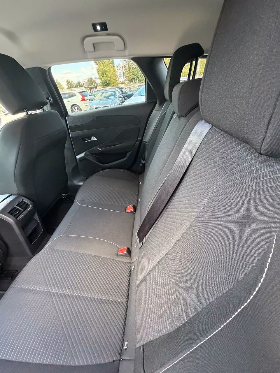 Peugeot 308 фото 11
