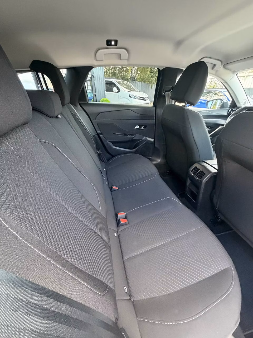 Peugeot 308 фото 12
