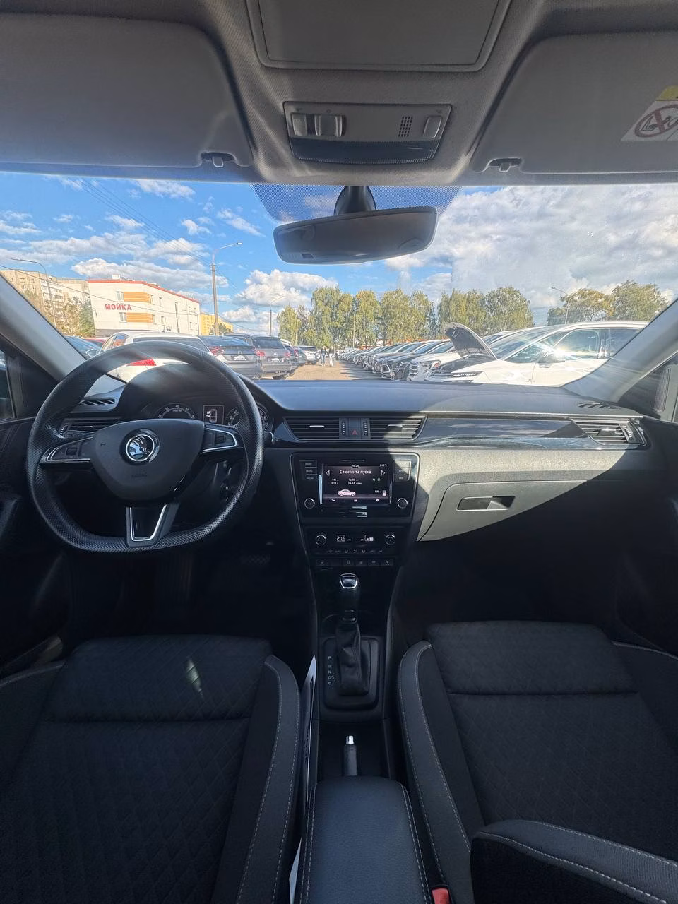 Skoda Rapid фото 9