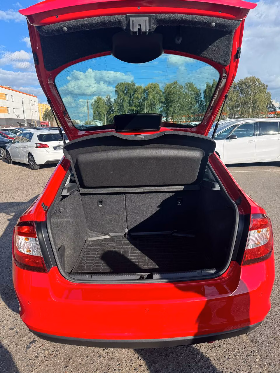 Skoda Rapid фото 12