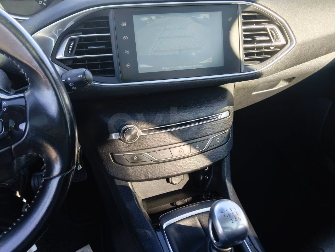 Peugeot 308 фото 13
