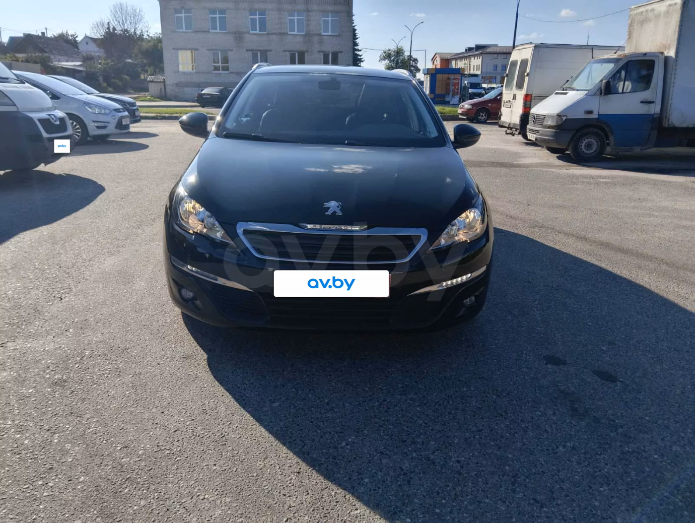 Peugeot 308 фото 2