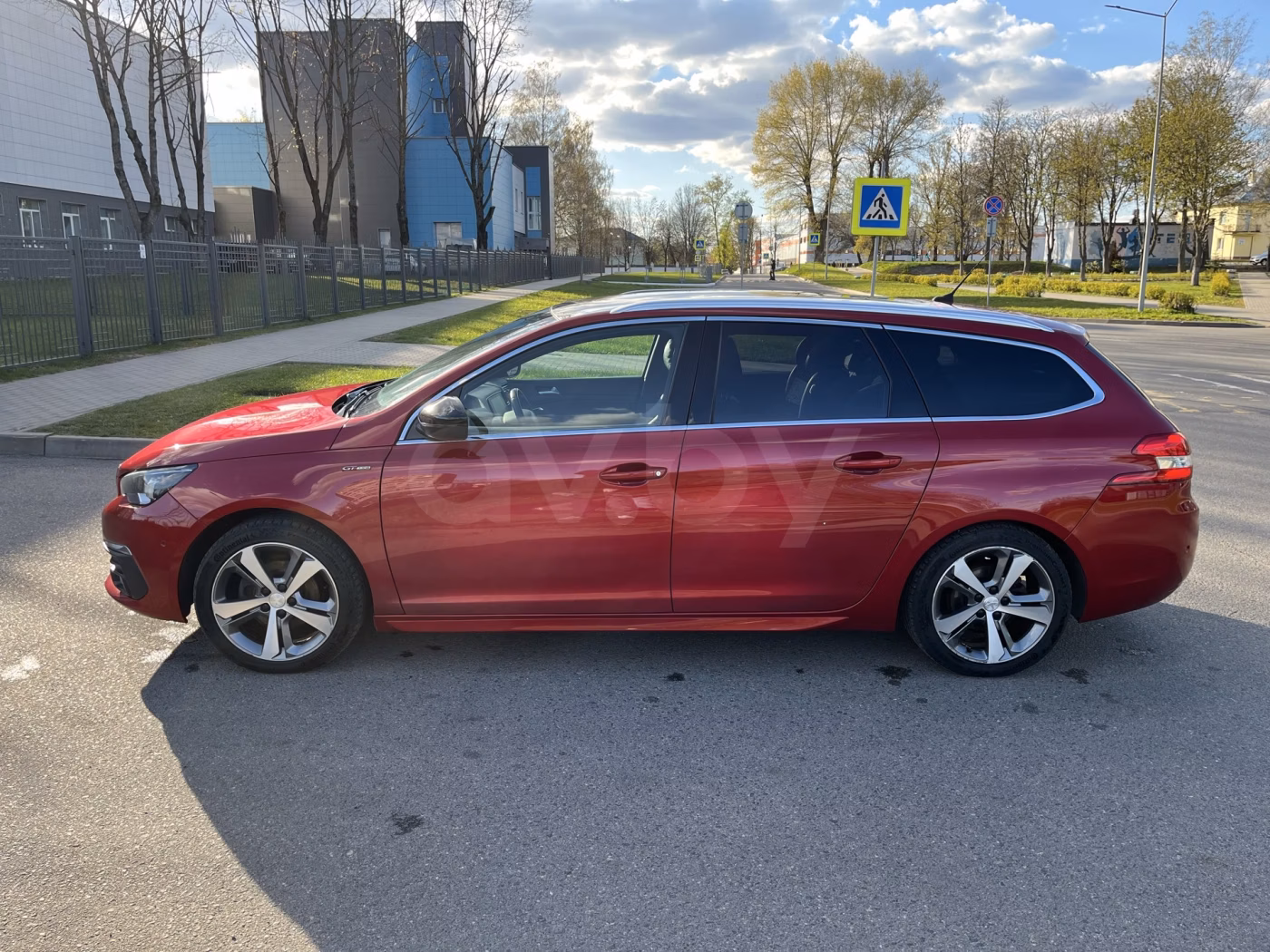 Peugeot 308 фото 3