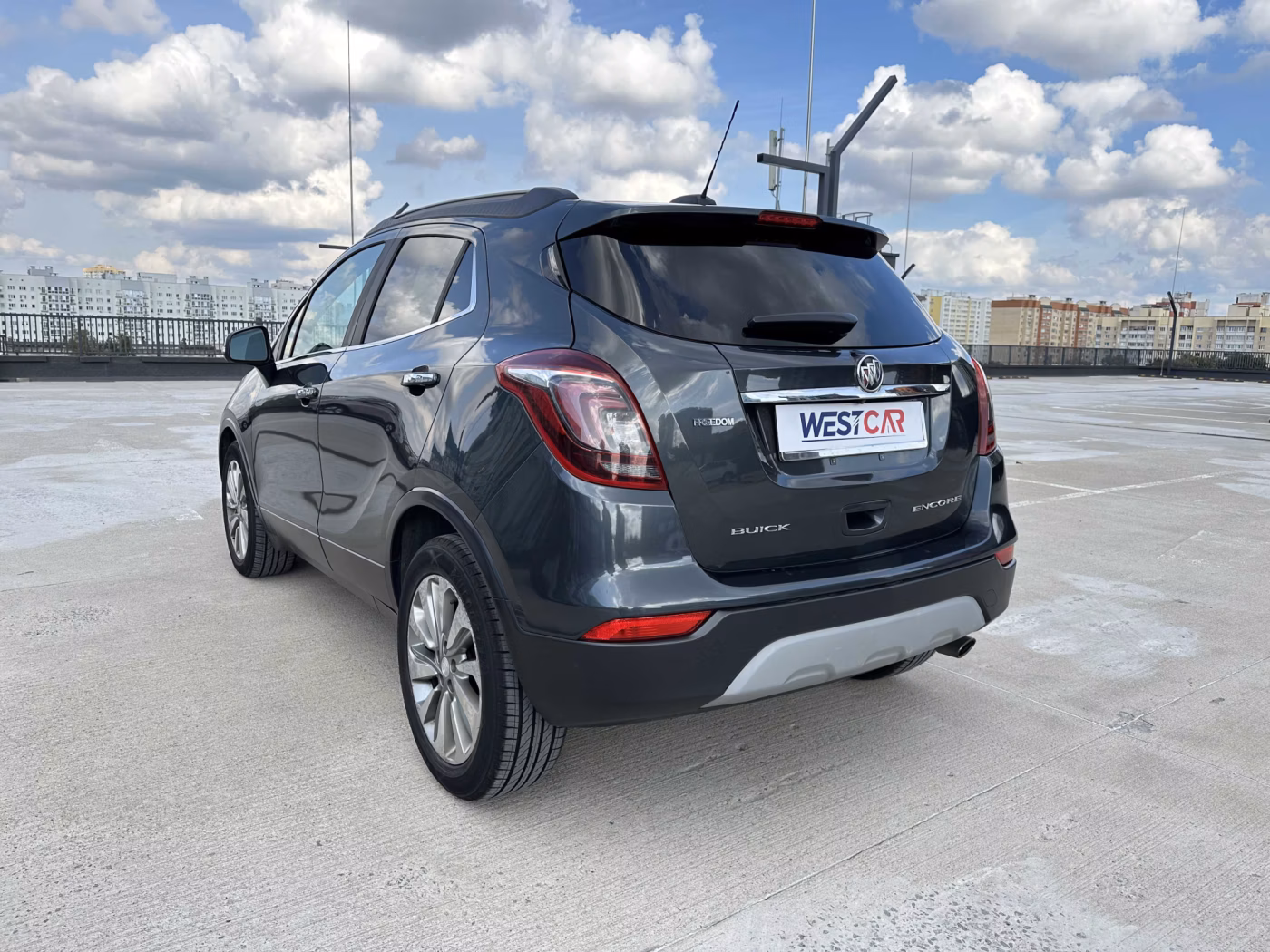 Buick Encore фото 3