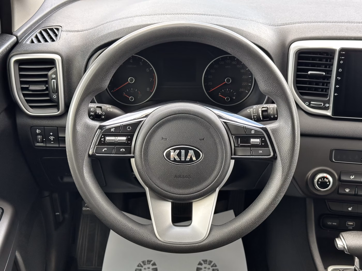 Kia Sportage фото 10