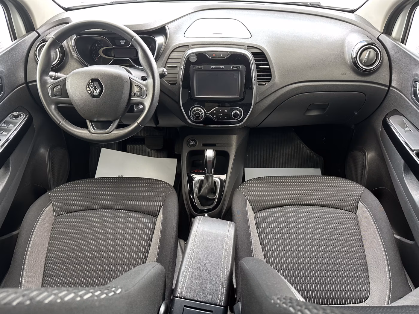Renault Kaptur фото 14