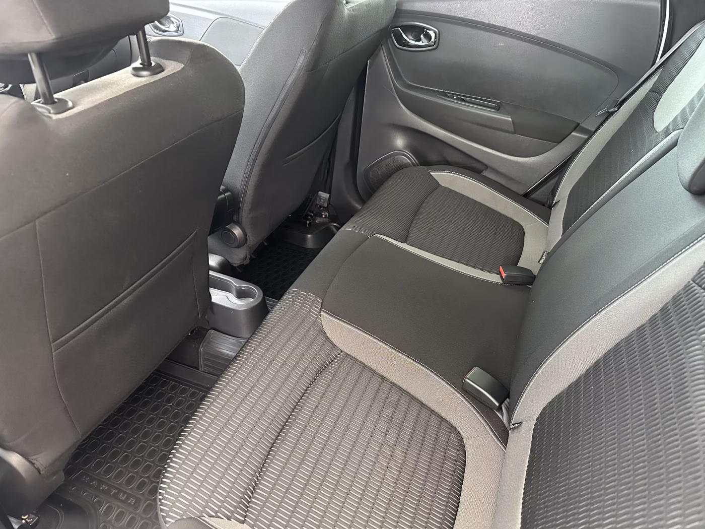 Renault Kaptur фото 15