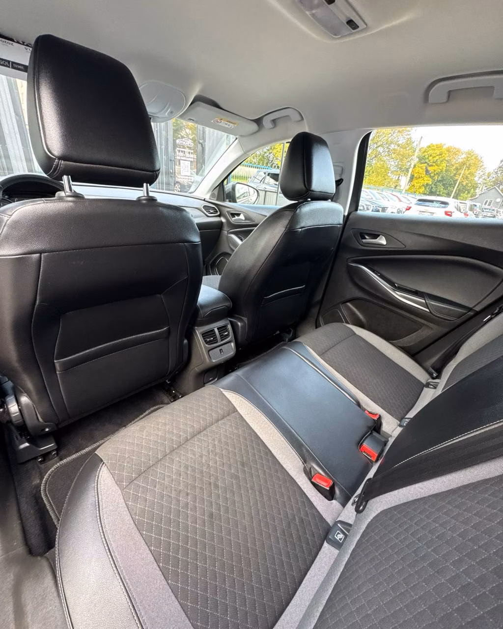 Opel Grandland X фото 10