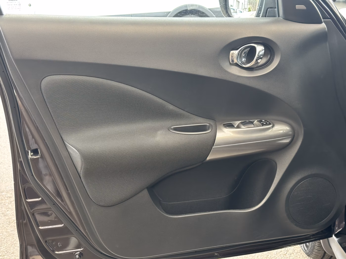 Nissan Juke фото 8