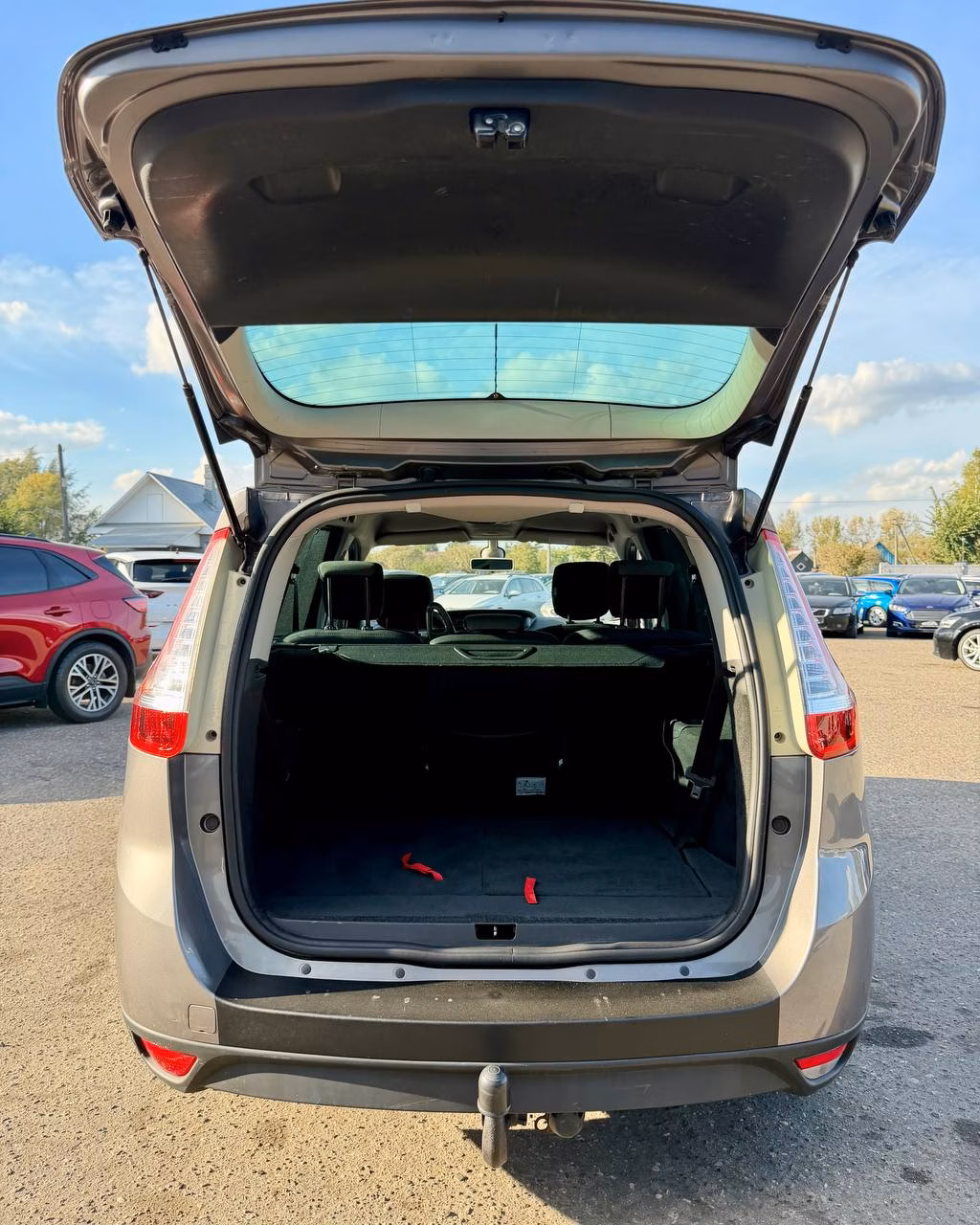 Renault Grand Scenic фото 12