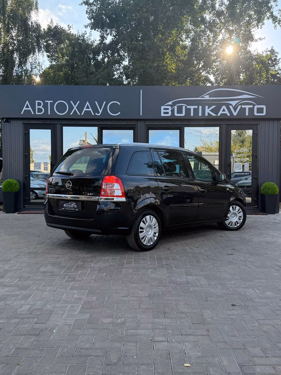 Opel Zafira фото 7