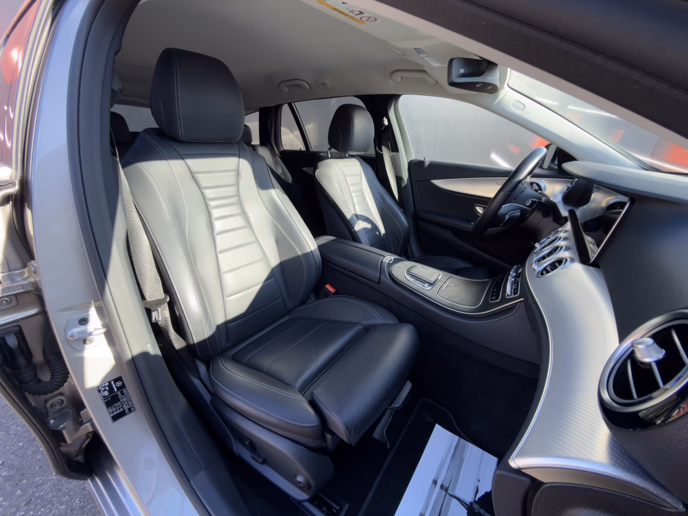 Mercedes-Benz E-Класс фото 15