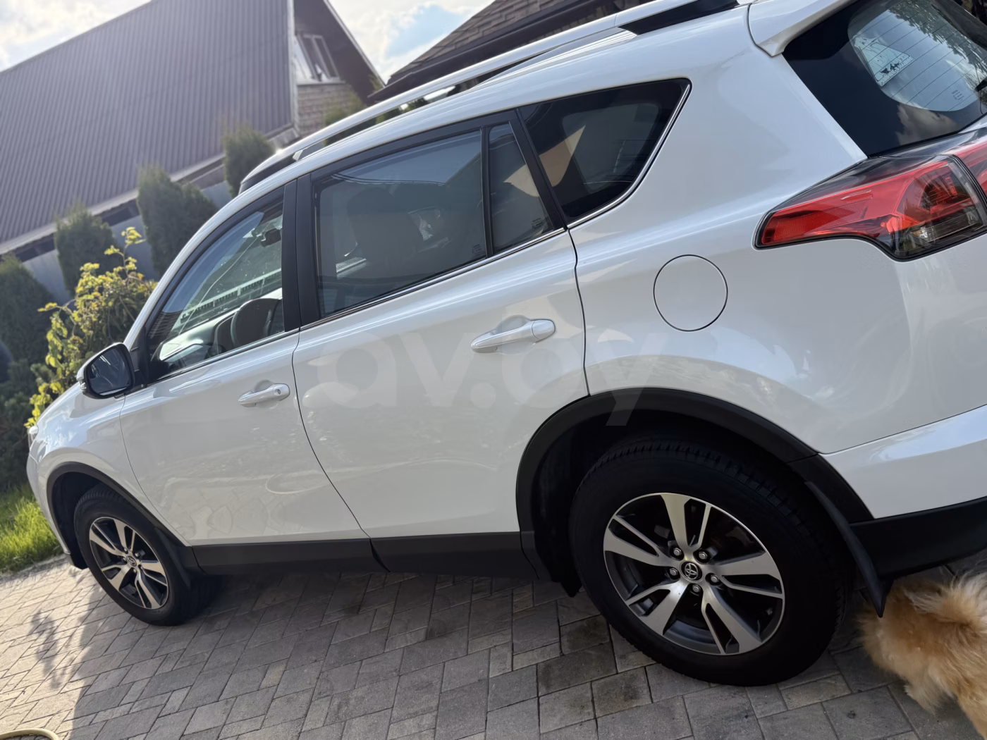 Toyota RAV4 фото 4