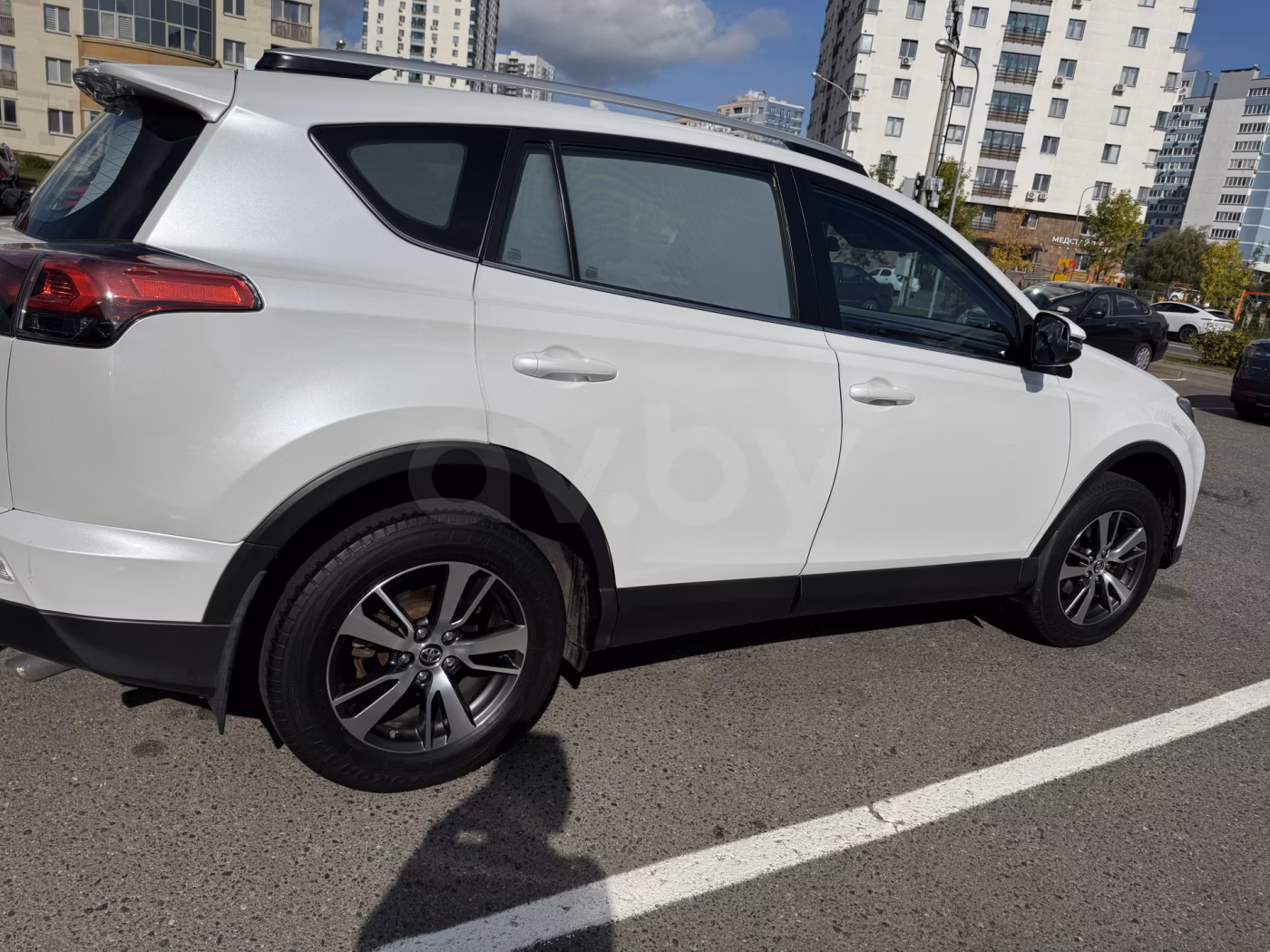 Toyota RAV4 фото 7