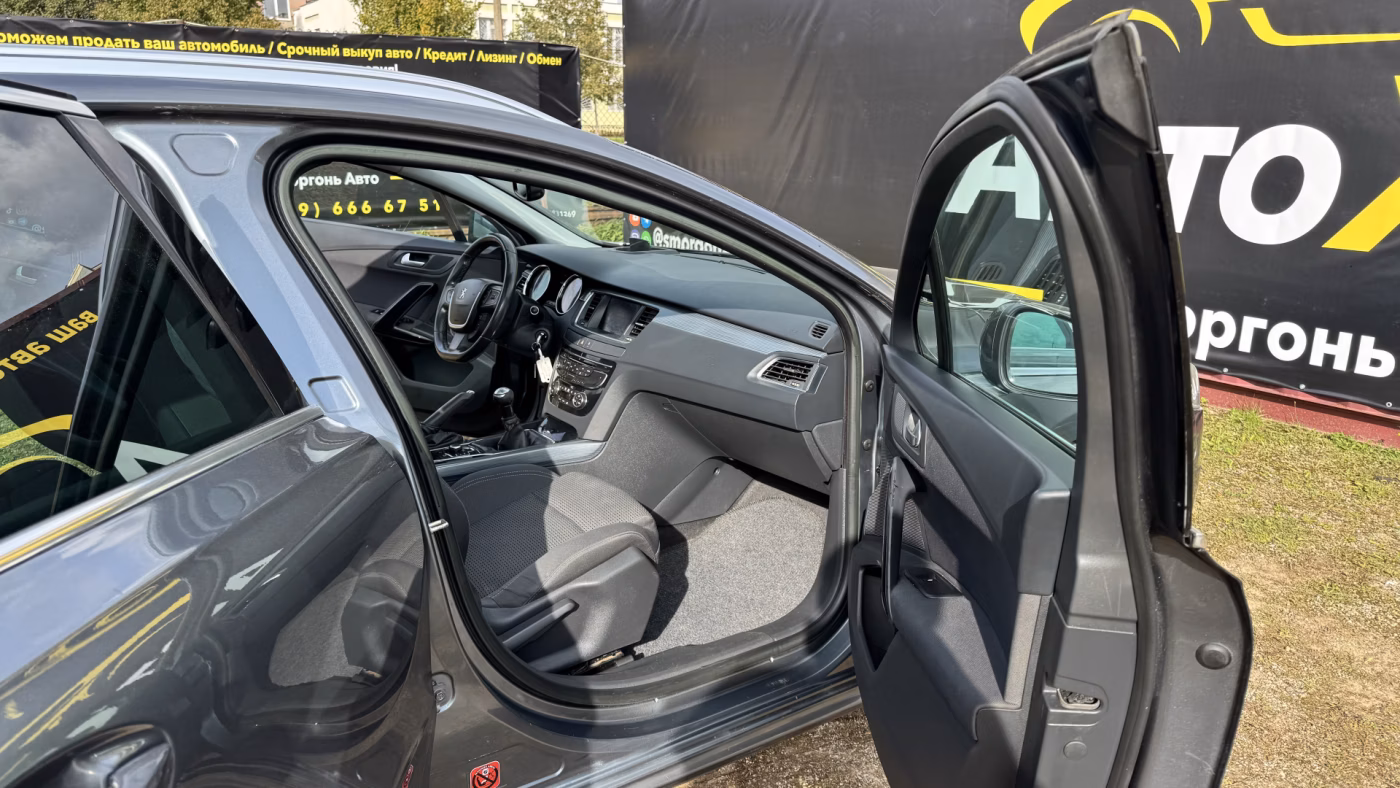 Peugeot 508 фото 12