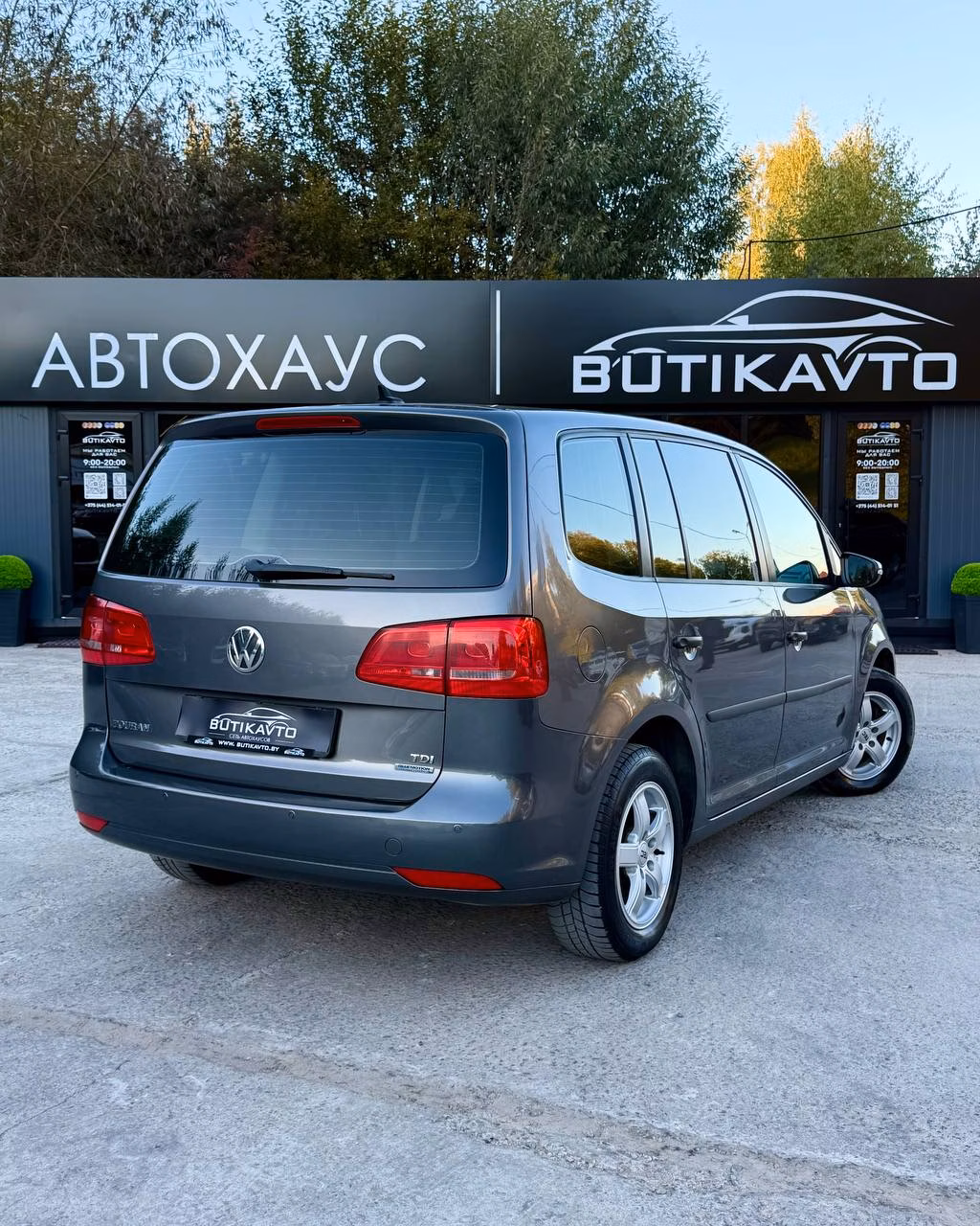 Volkswagen Touran фото 6