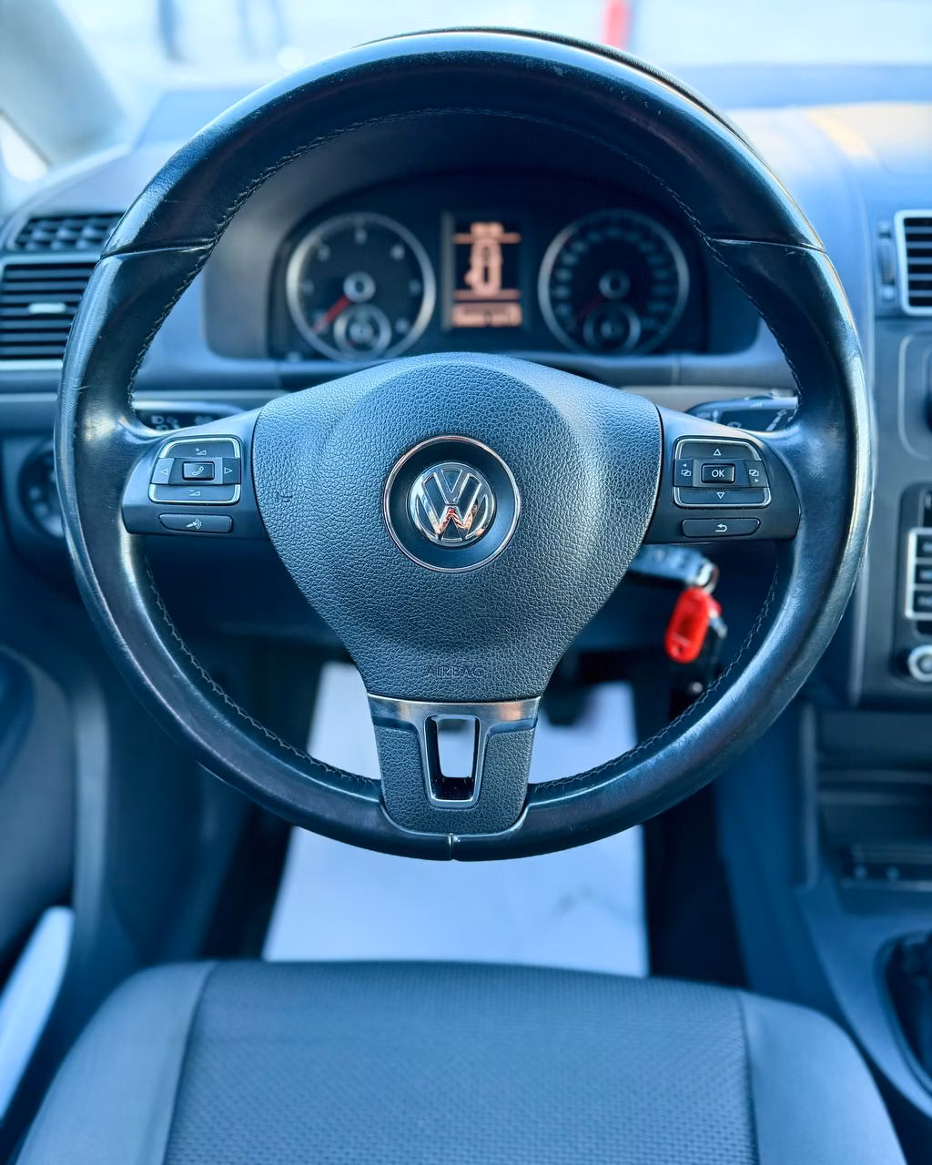 Volkswagen Touran фото 12