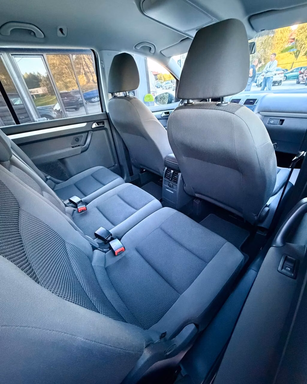 Volkswagen Touran фото 14