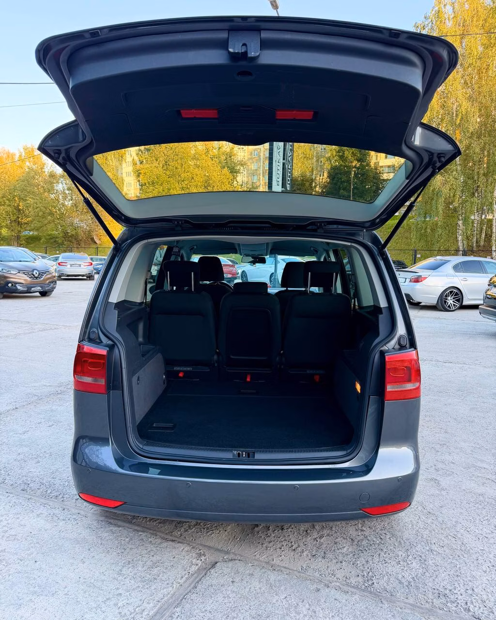 Volkswagen Touran фото 19