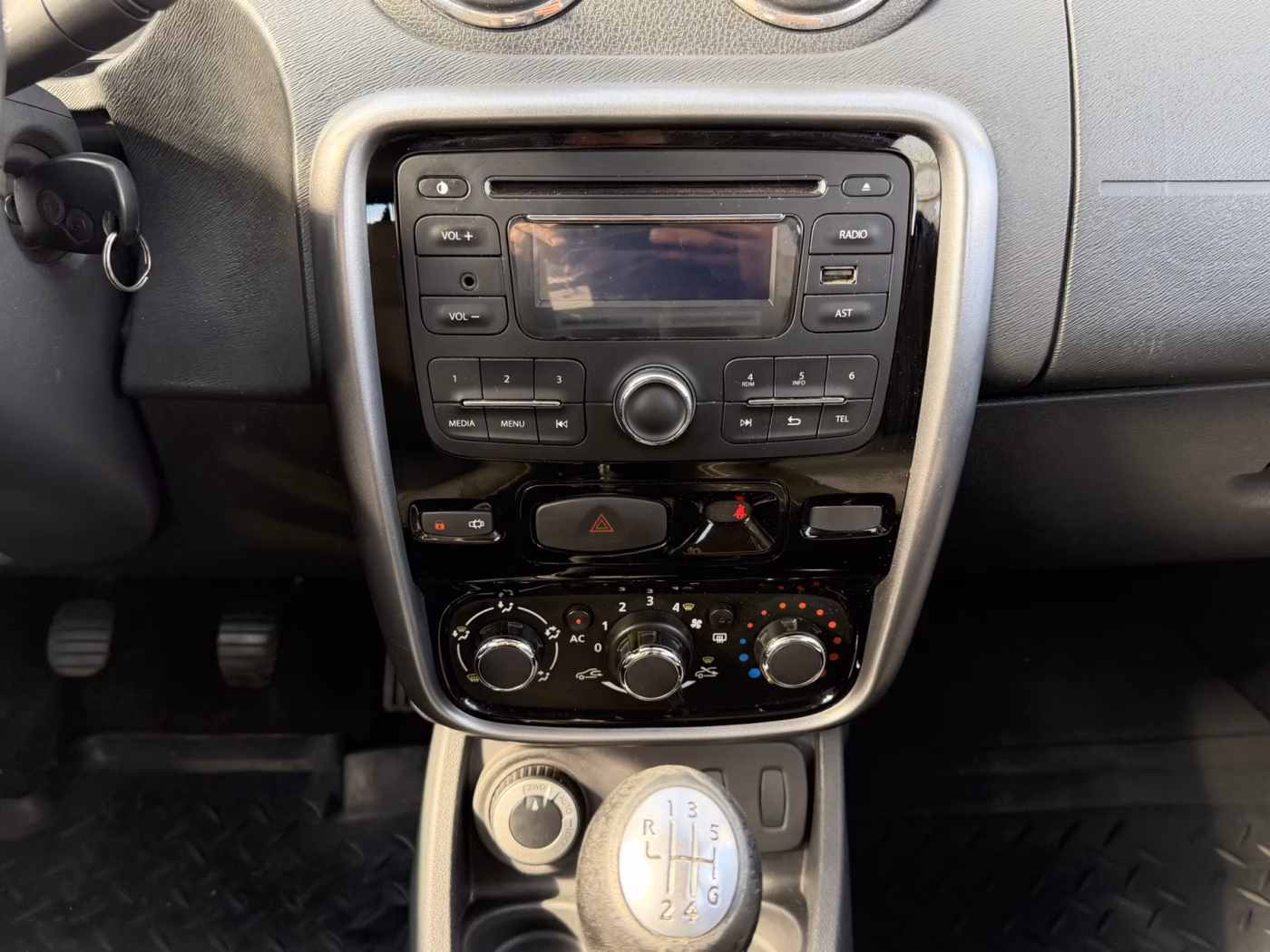 Renault Duster фото 14