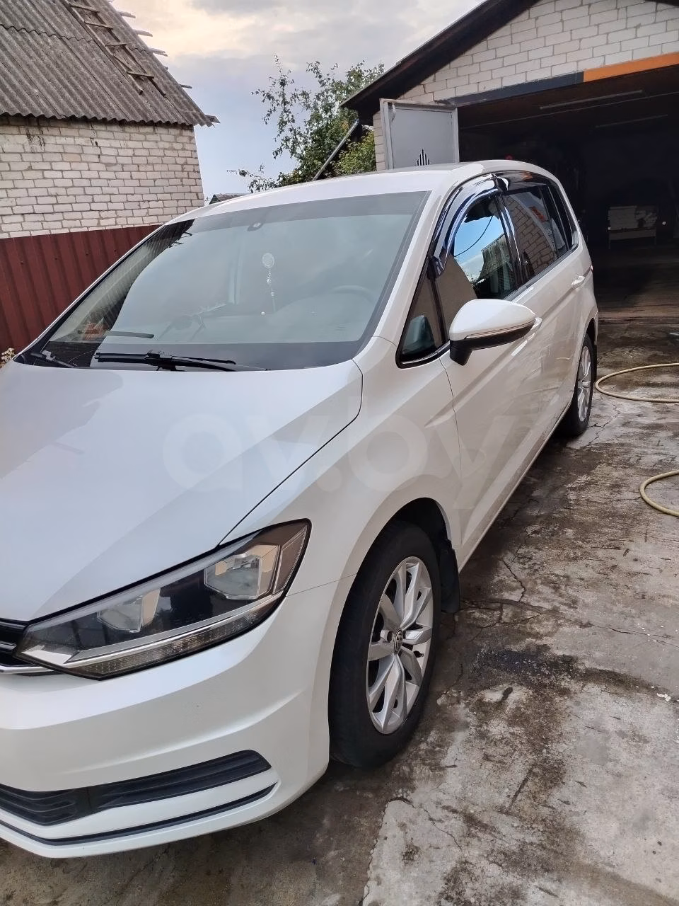 Volkswagen Touran фото 3