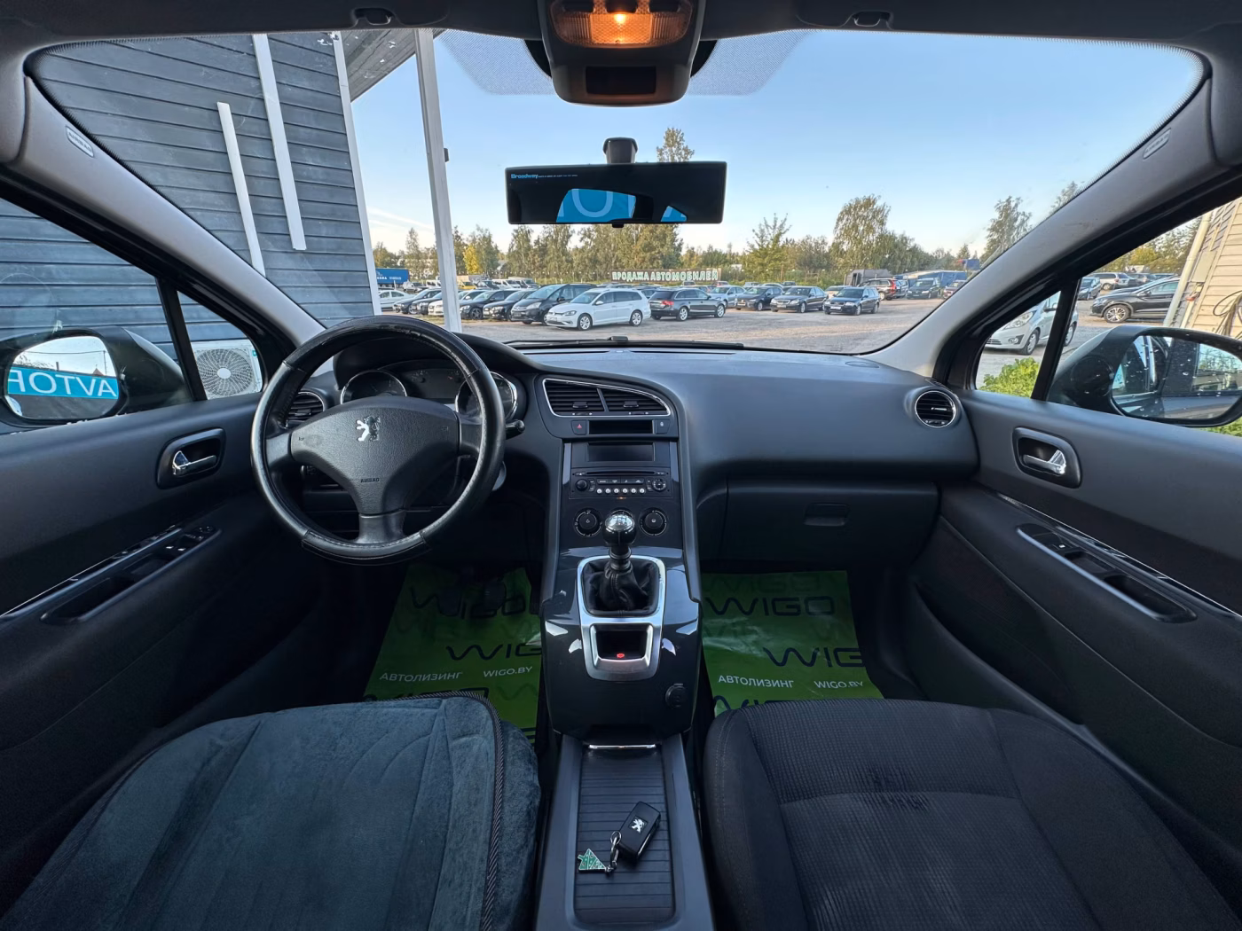 Peugeot 5008 фото 15