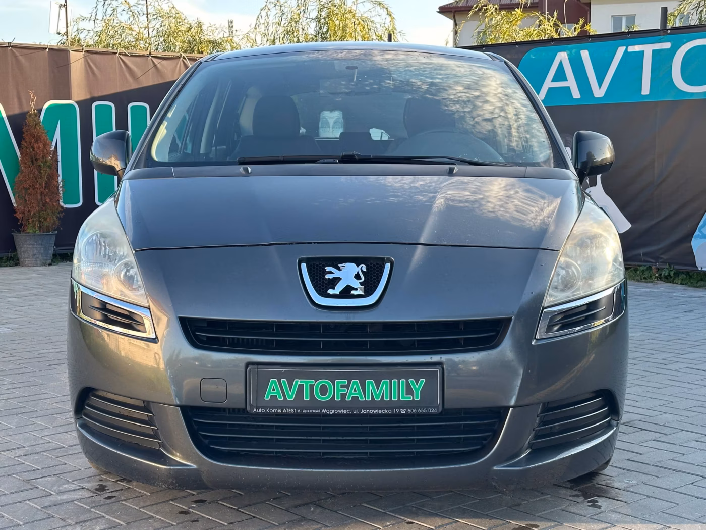 Peugeot 5008 фото 2