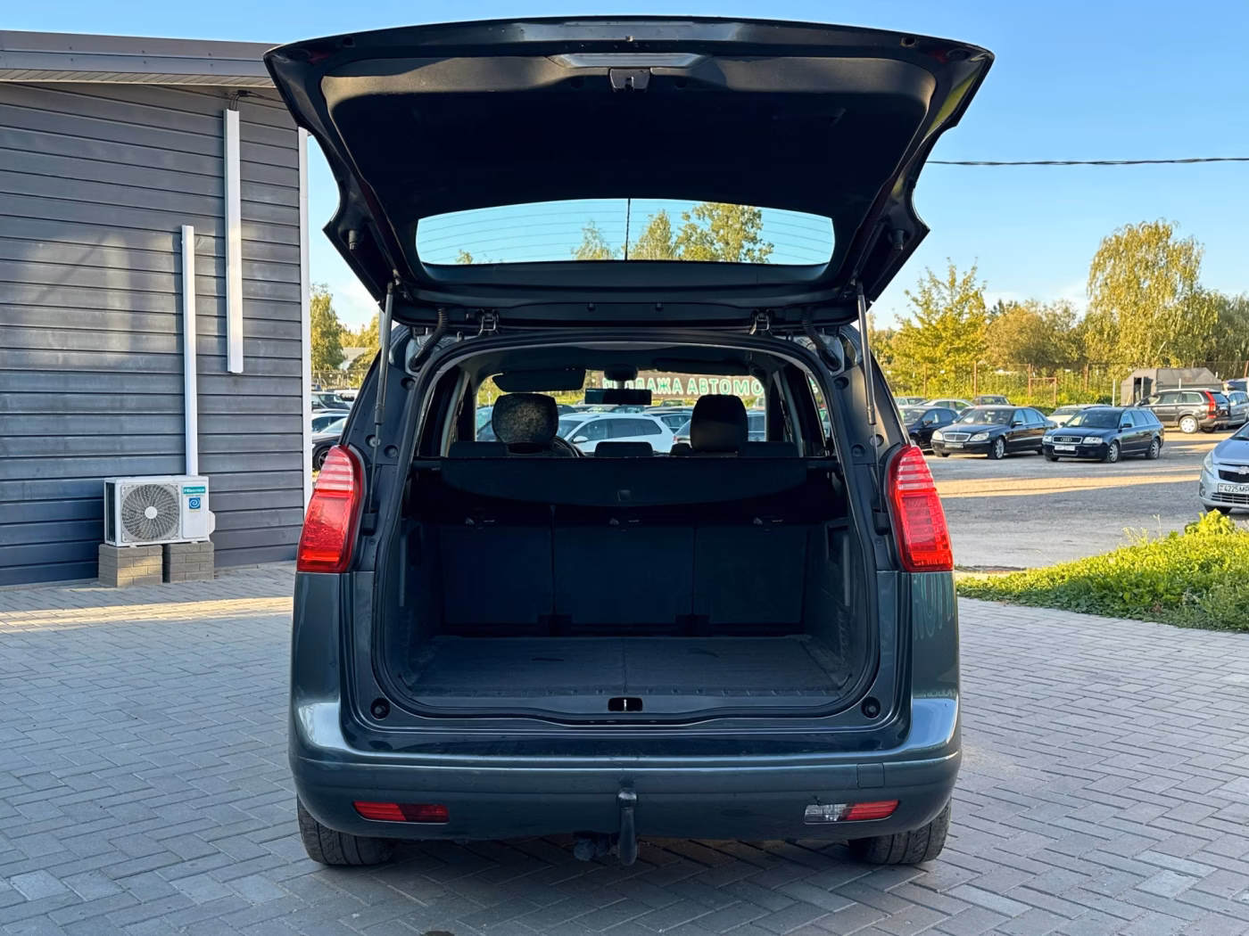 Peugeot 5008 фото 7