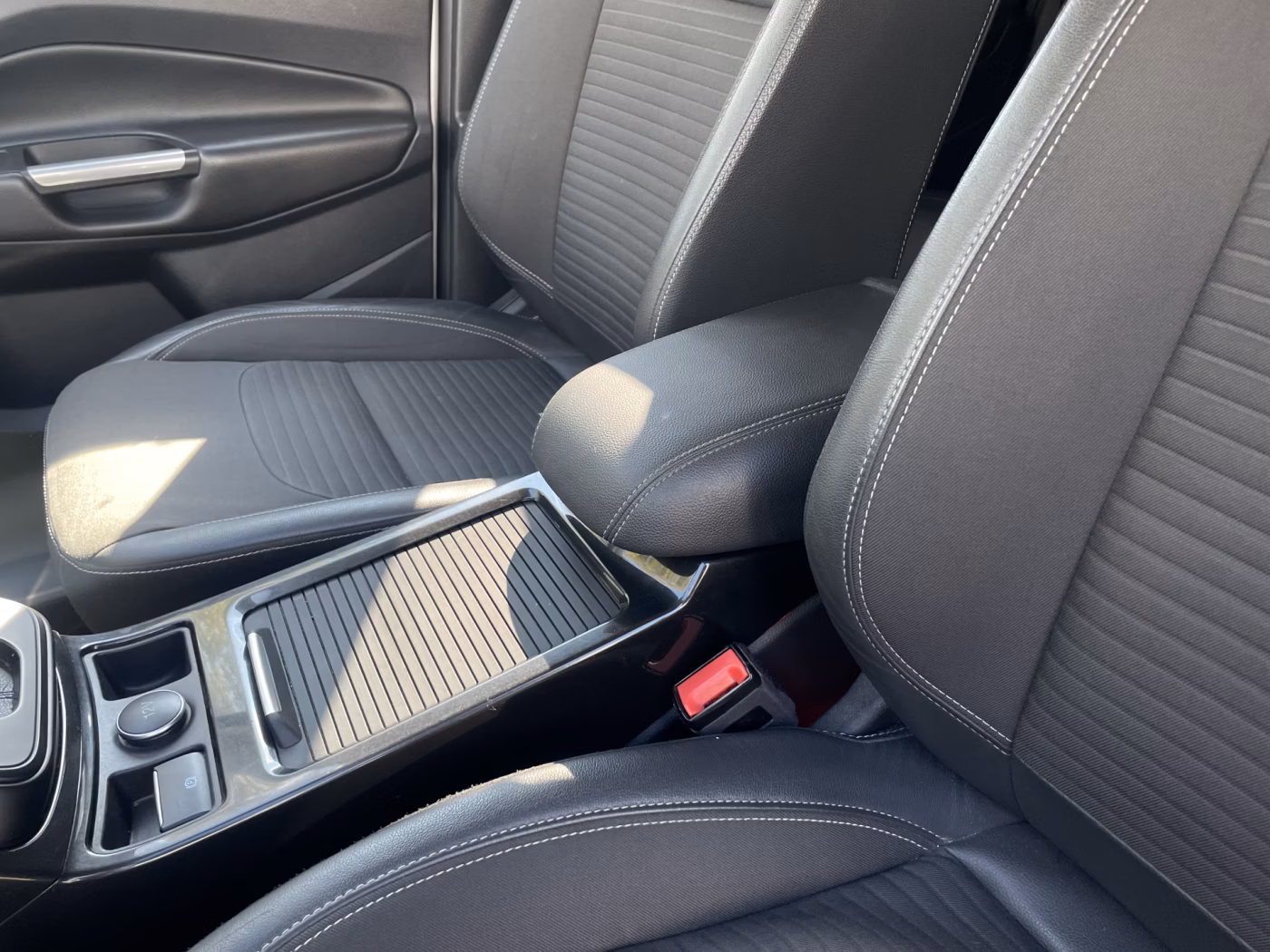 Ford Kuga фото 26