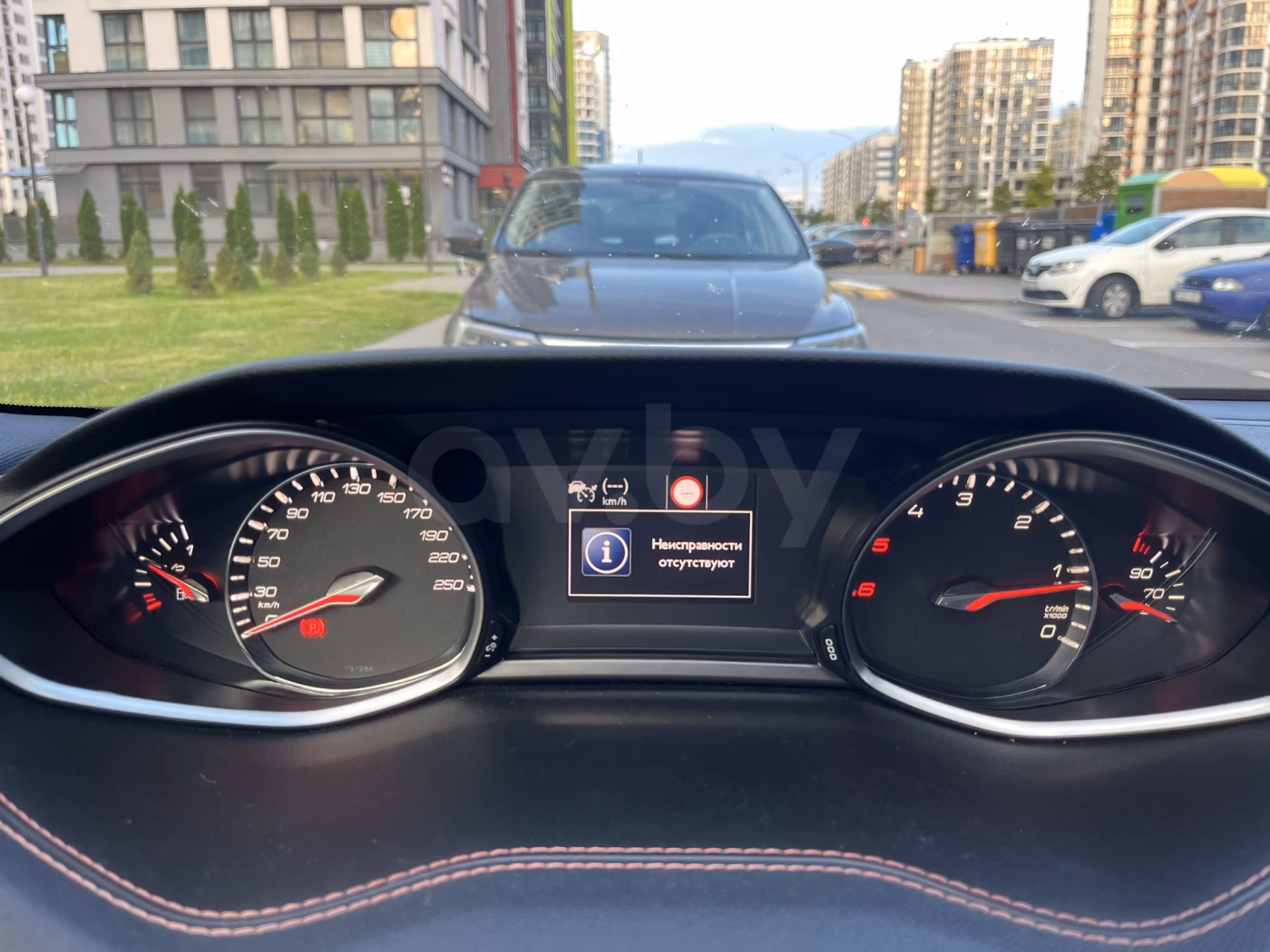 Peugeot 308 фото 17