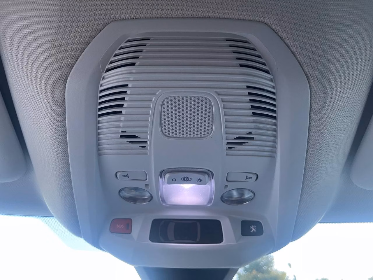 Peugeot 3008 фото 15