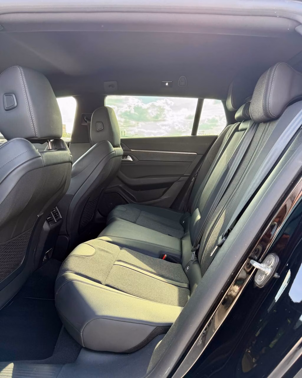 Peugeot 508 фото 11