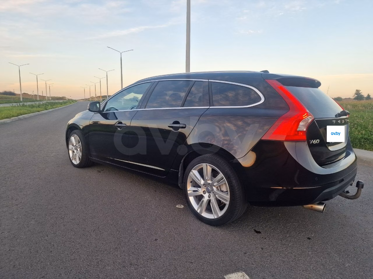 Volvo V60 фото 4