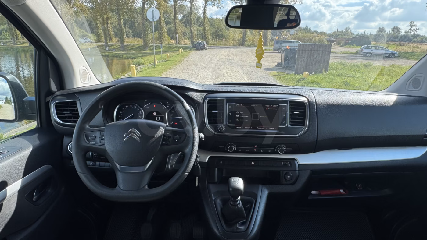 Citroen SpaceTourer фото 11