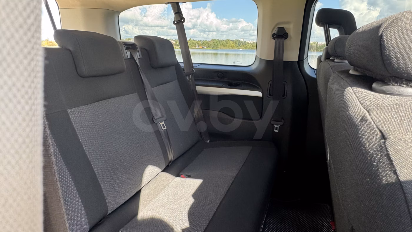 Citroen SpaceTourer фото 17