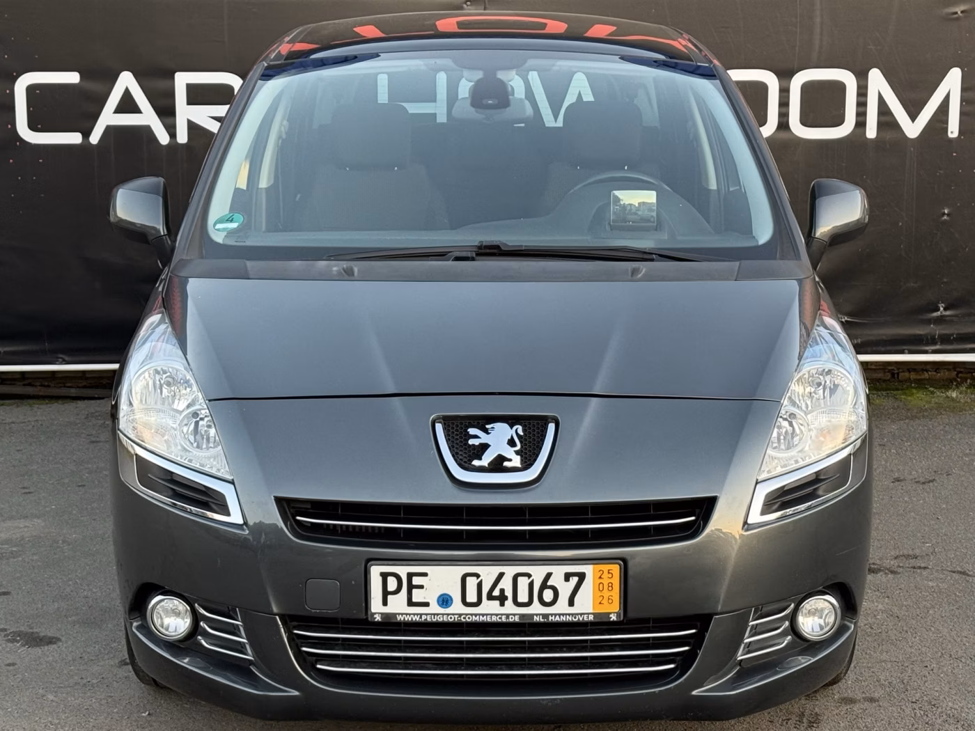 Peugeot 5008 фото 2