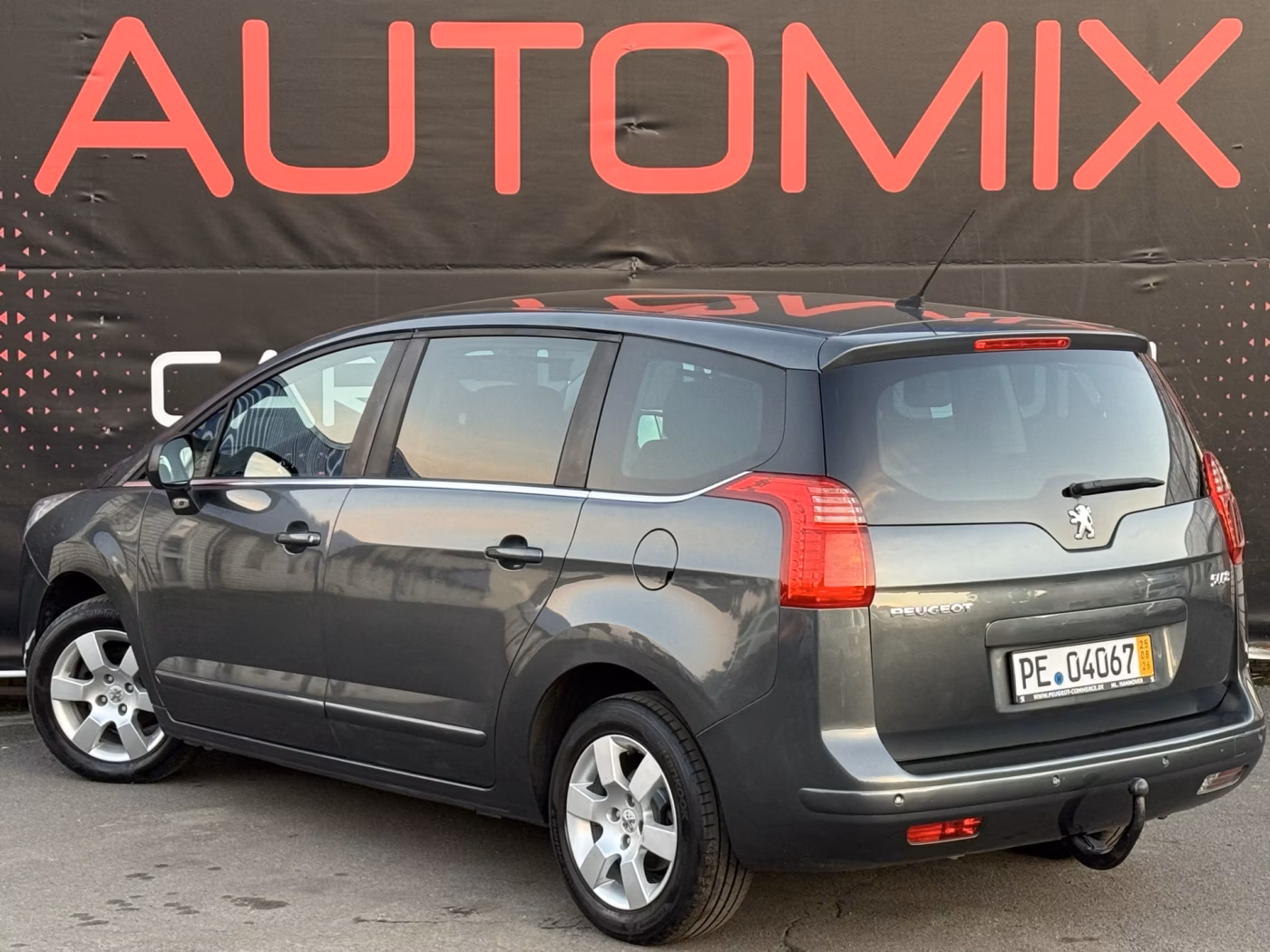 Peugeot 5008 фото 4