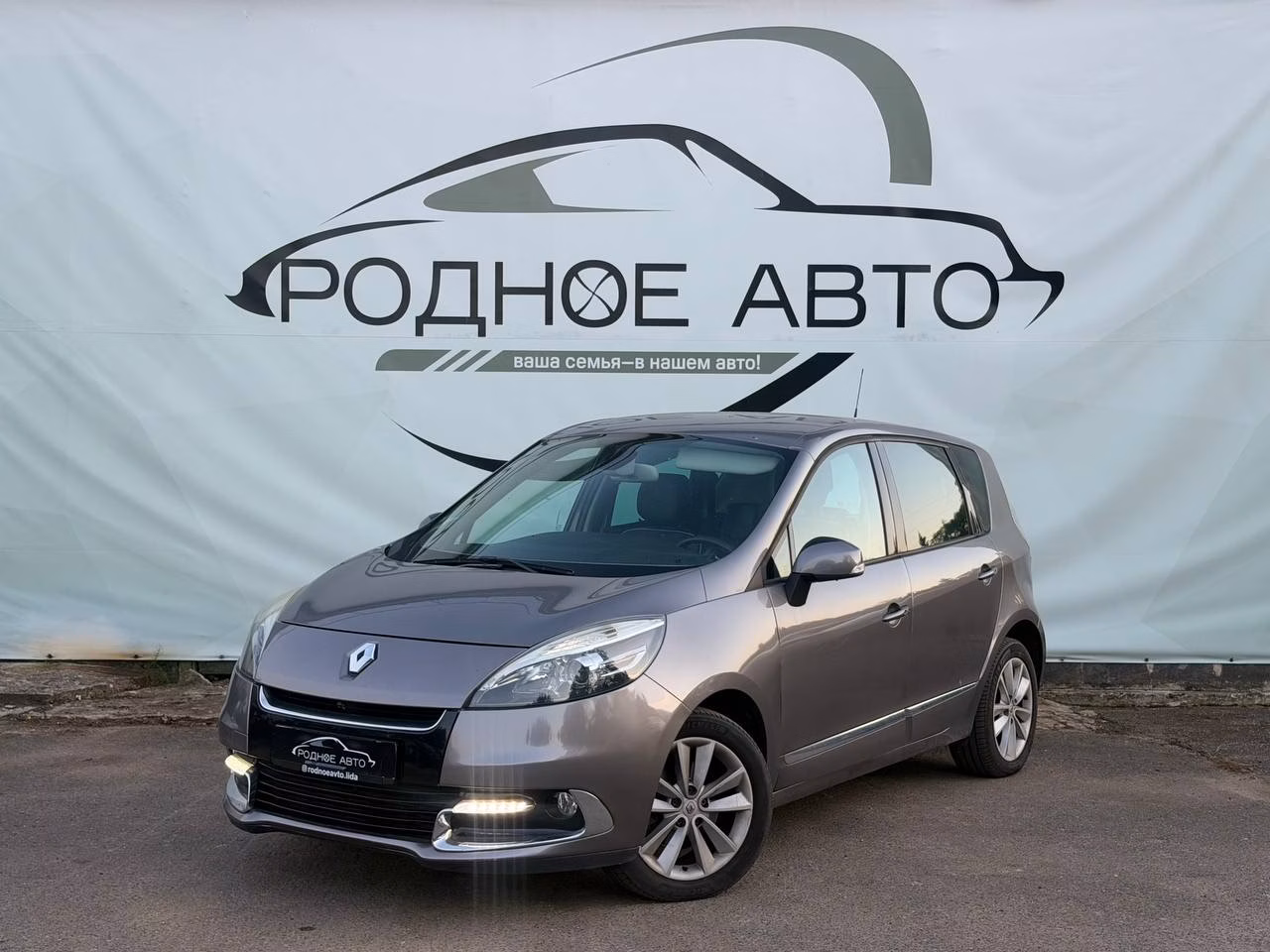 Renault Scenic фото 3