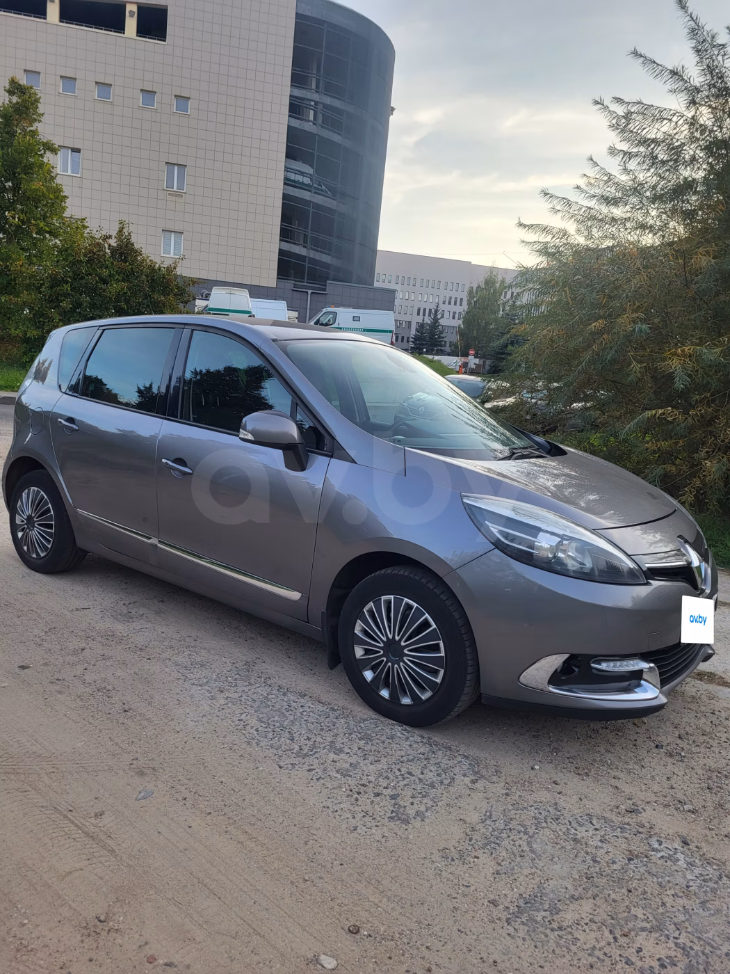 Renault Scenic фото 4