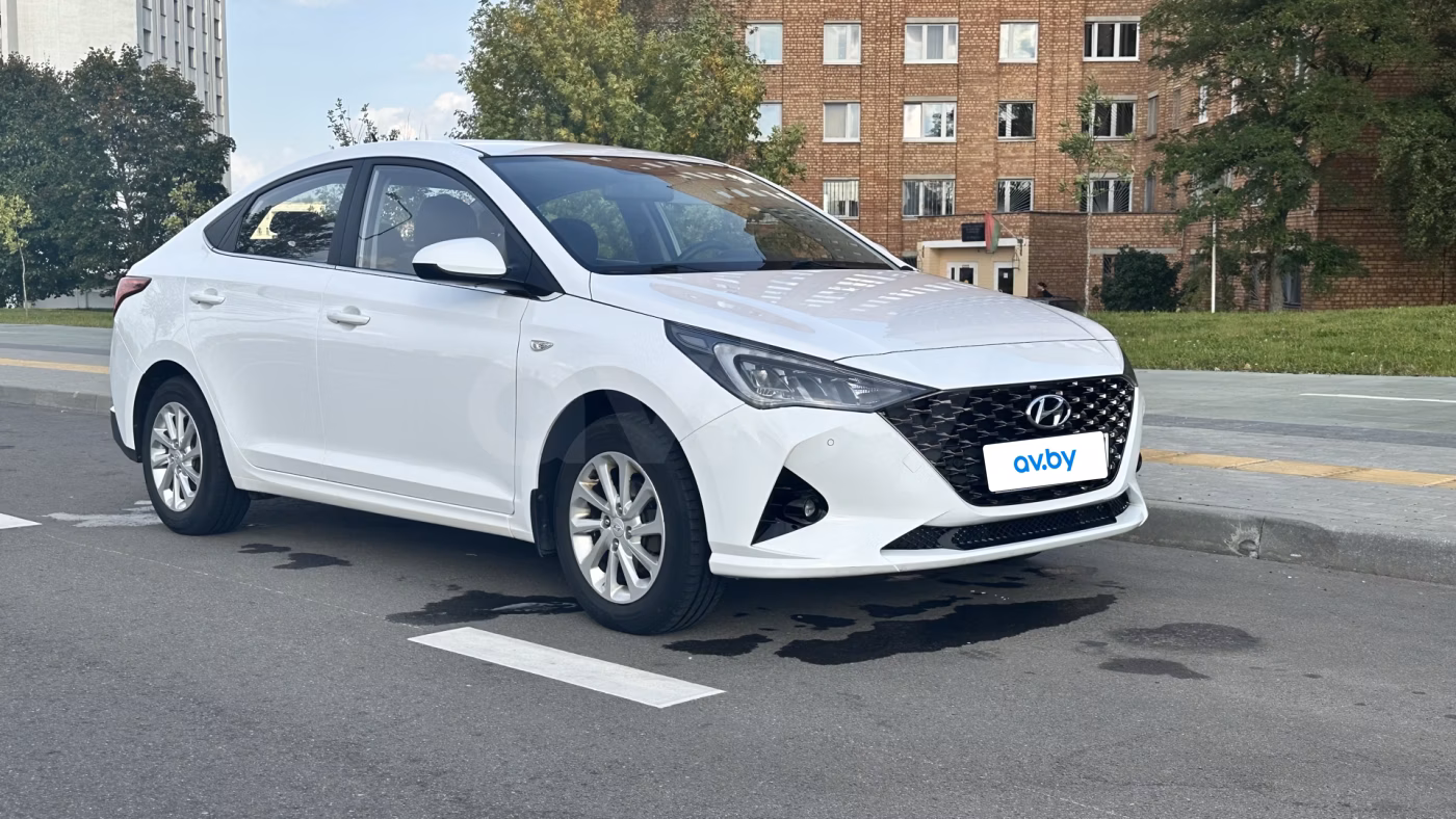 Hyundai Accent фото 7