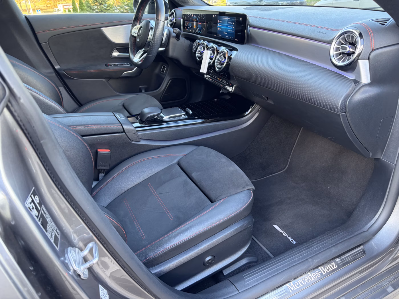 Mercedes-Benz CLA фото 15