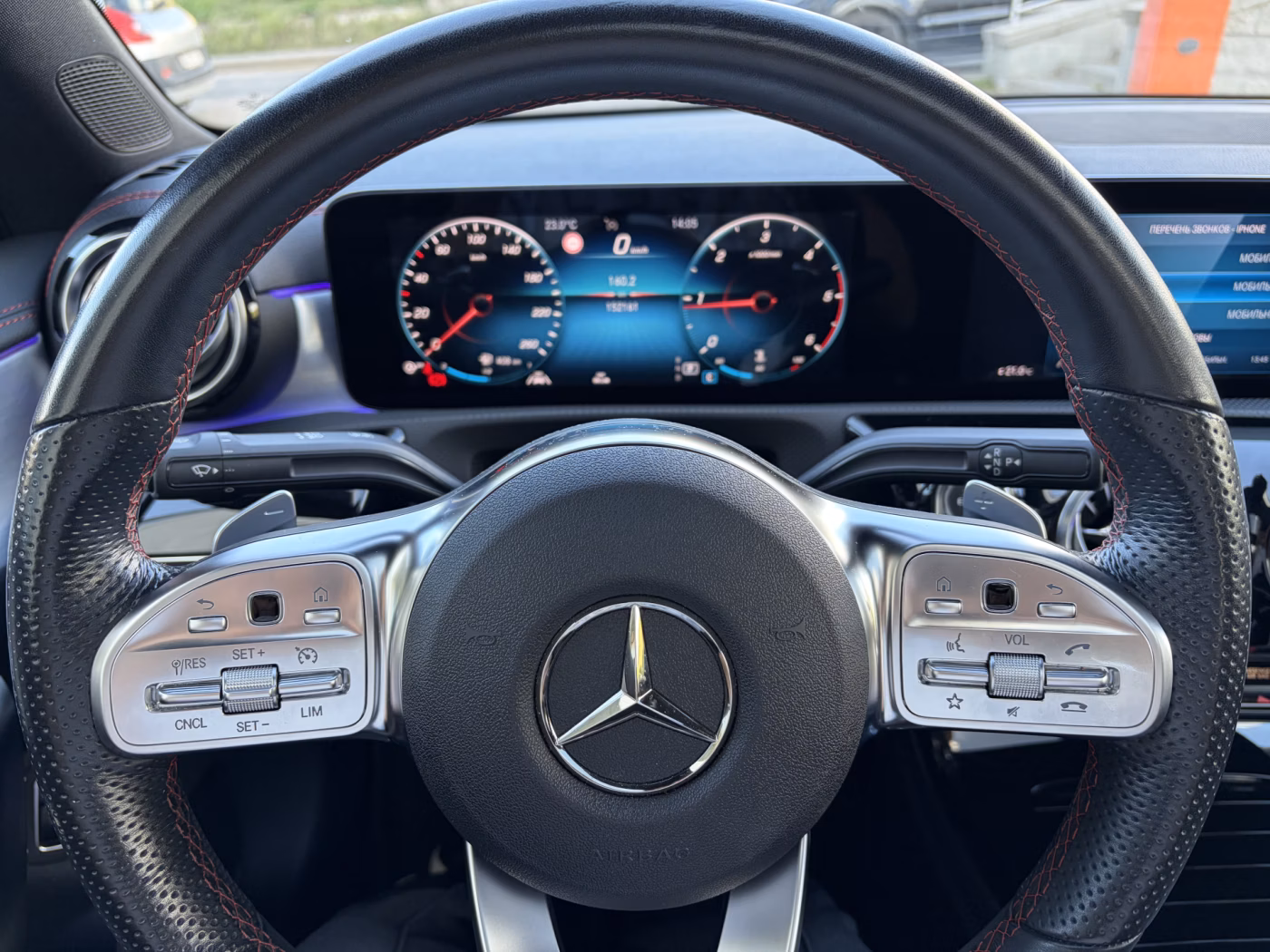 Mercedes-Benz CLA фото 19