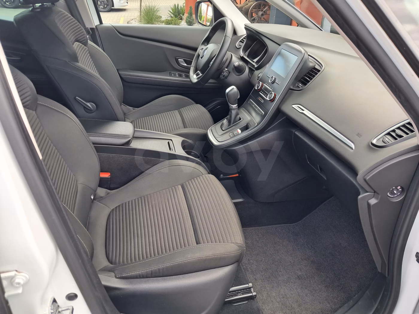 Renault Grand Scenic фото 13