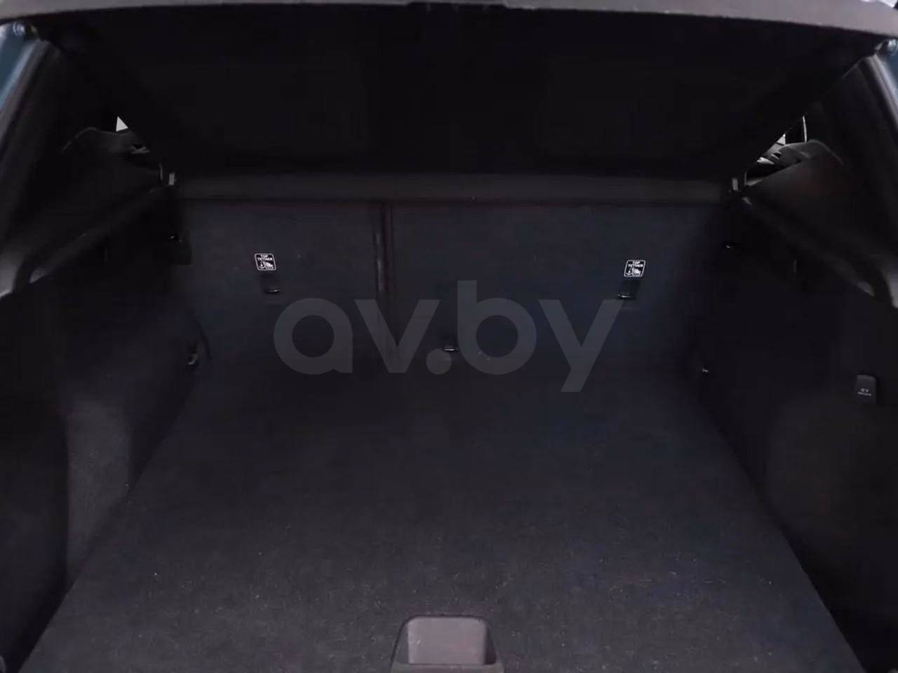 Volvo XC40 фото 19