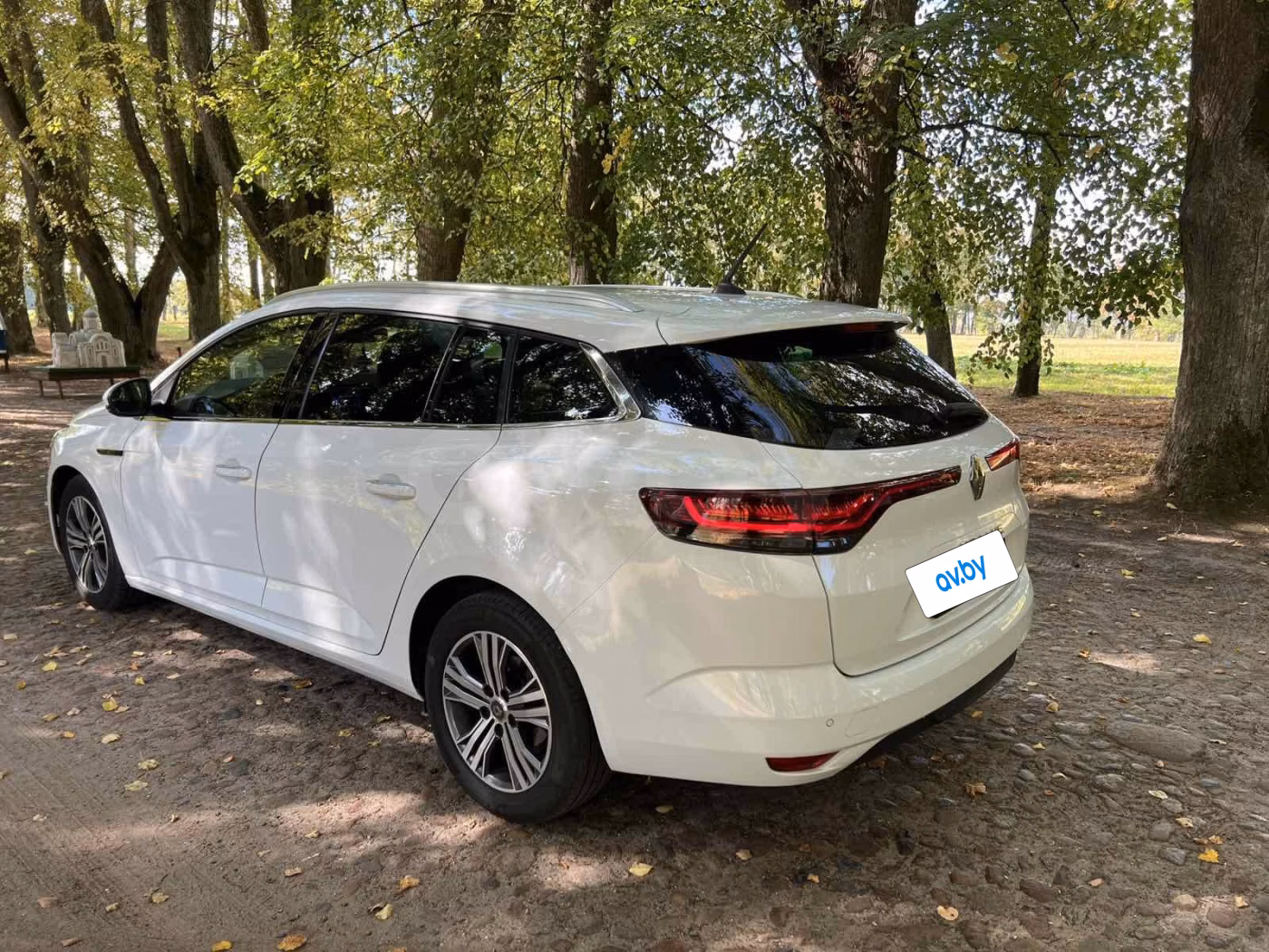 Renault Megane фото 6