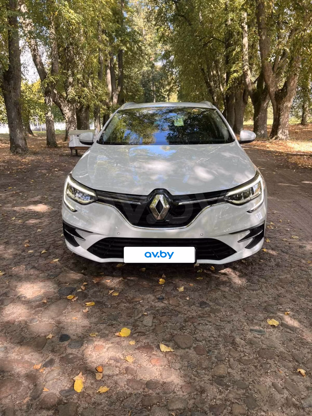 Renault Megane фото 9