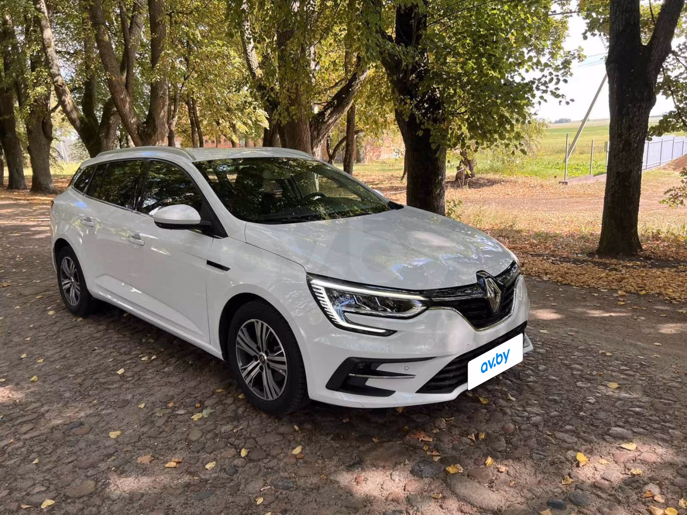Renault Megane фото 7