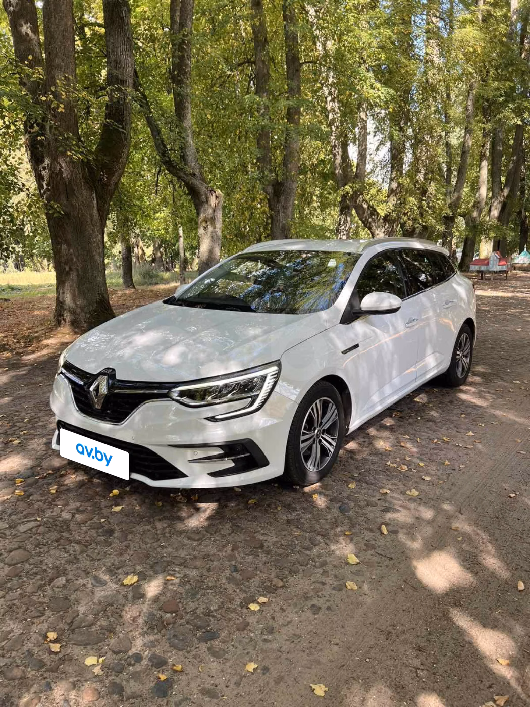 Renault Megane фото 8