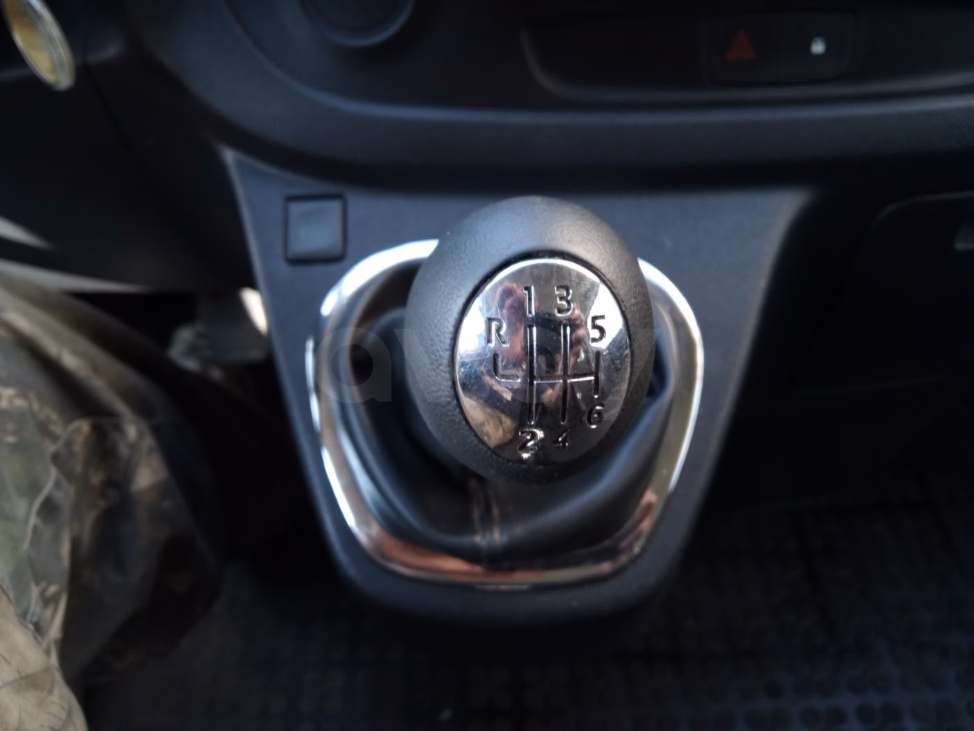 Opel Vivaro фото 12
